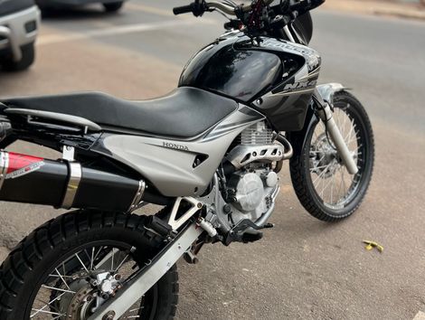 HONDA NX-4 FALCON 400