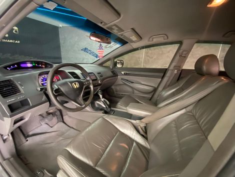 Honda Civic Sedan LXS 1.8/1.8 Flex 16V Aut. 4p