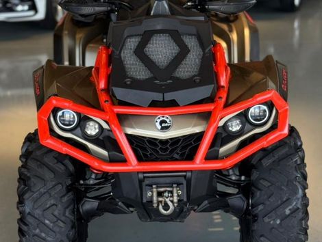 CAN-AM OUTLANDER