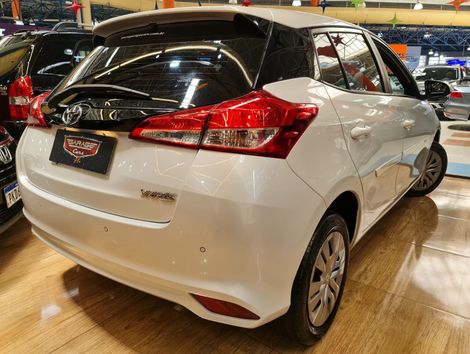 Toyota YARIS XL Live 1.3 Flex 16V 5p Aut.