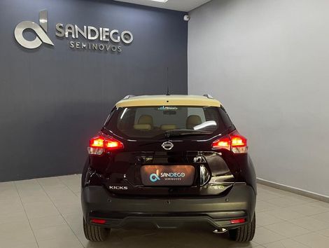 Nissan KICKS SL 1.6 16V FlexStar 5p Aut.