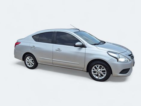 Nissan VERSA SV 1.6 16V FlexStart 4p Aut.