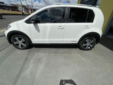 VolksWagen up! Xtreme 1.0 TSI Total Flex 12V 5p