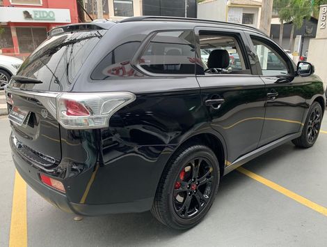 Mitsubishi OUTLANDER 2.0 16V 160cv Aut.