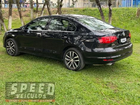 VolksWagen JETTA Highline 2.0 TSI 16V 4p Tiptronic