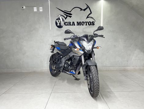 BAJAJ DOMINAR 160