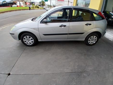 Ford Focus 1.6 S/SE/SE Plus Flex 8V/16V  5p