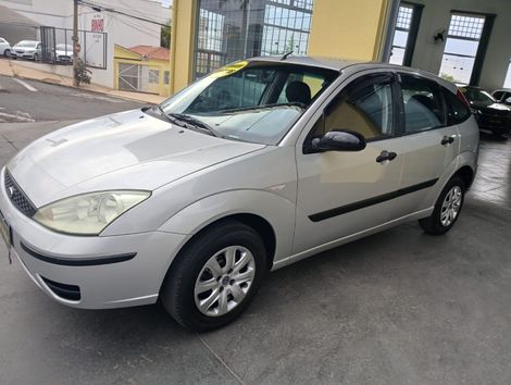 Ford Focus 1.6 S/SE/SE Plus Flex 8V/16V  5p