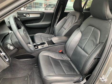 Volvo XC 40 T-5 INSC. EXPRE. 1.5 FWD (Híbrido)