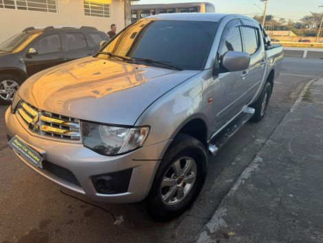 Mitsubishi L200 Triton GLX 3.2 CD TB Int.Diesel Mec
