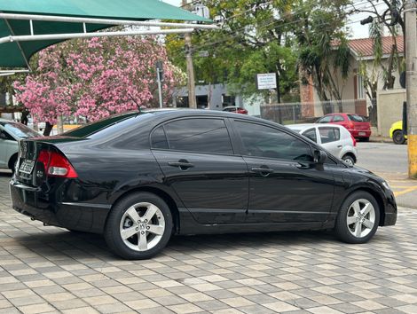 Honda Civic Sedan LXS 1.8/1.8 Flex 16V Aut. 4p