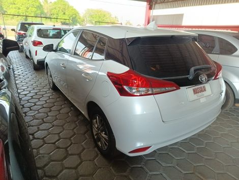 Toyota YARIS XLS Connect 1.5 Flex 16V 5p Aut.