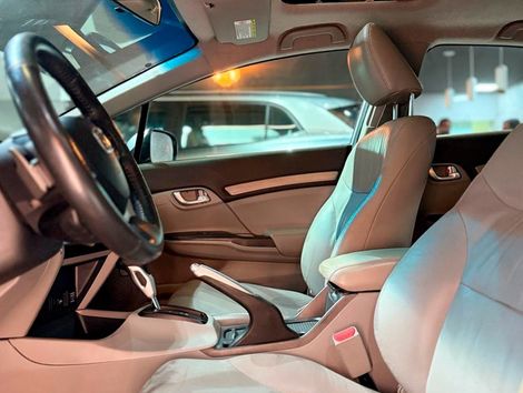 Honda Civic Sedan EXS 1.8/1.8 Flex 16V Aut. 4p