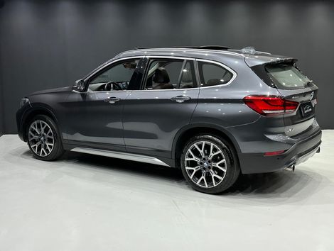 BMW X1 SDRIVE 20i X-Line 2.0 TB Active Flex