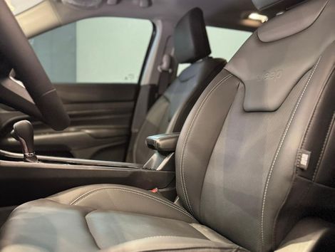 Jeep COMPASS LONG. T270 1.3 TB 4x2 Flex Aut.