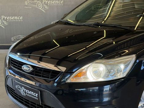 Ford Focus 1.6 S/SE/SE Plus Flex 8V/16V  5p