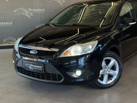 Ford Focus 1.6 S/SE/SE Plus Flex 8V/16V  5p