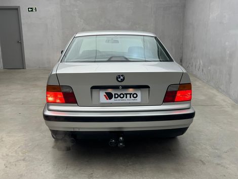 BMW 325iA
