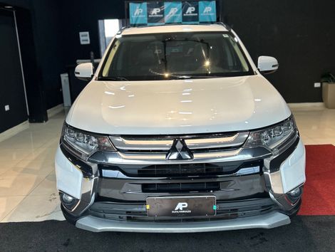 Mitsubishi OUTLANDER 2.2 165cv Diesel Aut.