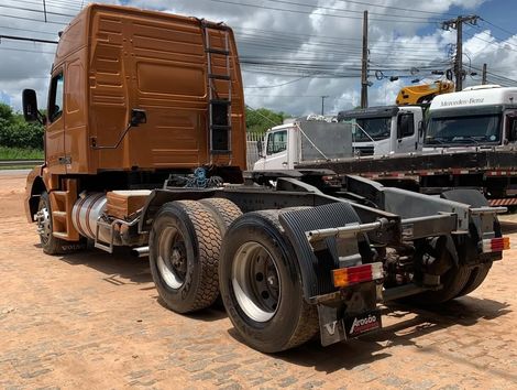 VOLVO NH-12 380 4x2 2p (diesel)