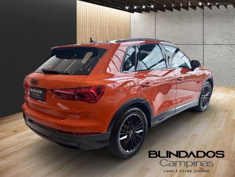 Audi Q3 Black Ed. 1.4 TFSI Flex/Black S-tron.