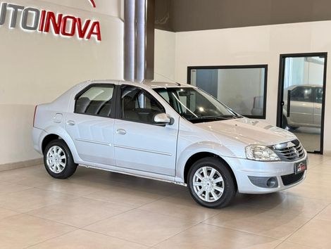Renault LOGAN Authentique Hi-Flex 1.0 16V 4p