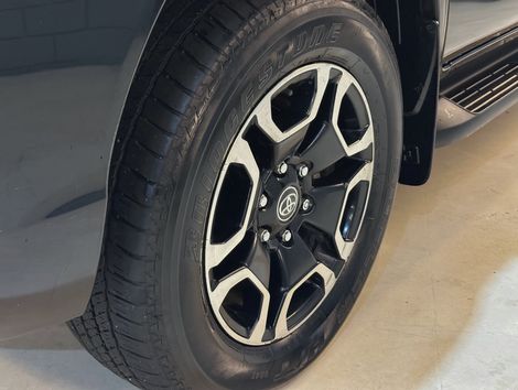 Toyota Hilux CD SRV 4x4 2.7 Flex 16V Aut.