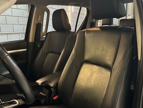 Toyota Hilux CD SRV 4x4 2.7 Flex 16V Aut.