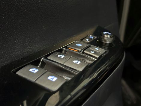 Toyota Hilux CD SRV 4x4 2.7 Flex 16V Aut.