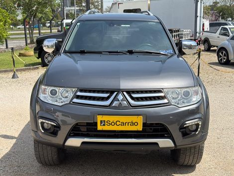 Mitsubishi Pajero HPE 3.2 4x4 T.I. Dies. 5p Aut.