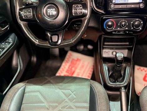 Fiat Strada Volcano 1.3 Flex 8V CD