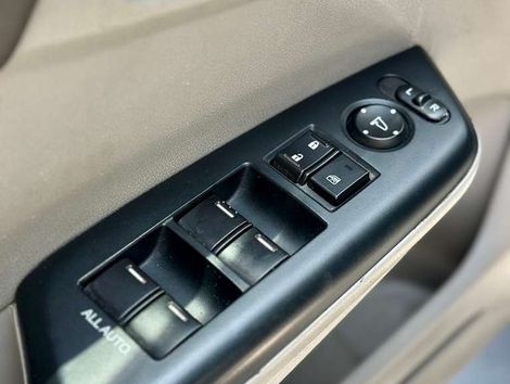 Honda Civic Sedan LXR 2.0 Flexone 16V Aut. 4p