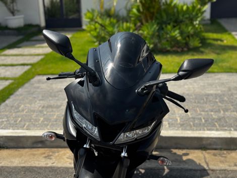 YAMAHA YZF R-15 155 ABS