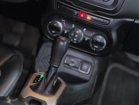 Jeep Renegade Longitude 1.8 4x2 Flex 16V Aut.