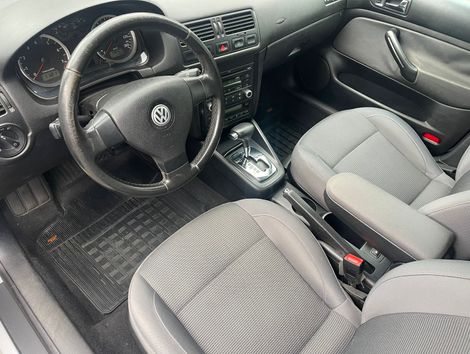 VolksWagen Golf 2.0/ 2.0 Mi Flex Aut/Tiptronic.