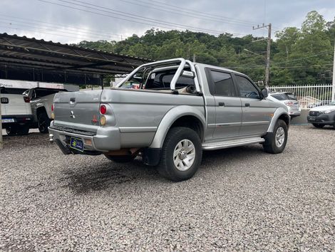 Mitsubishi L200 Sport HPE 2.5 4x4 CD DTI Dies. Aut.