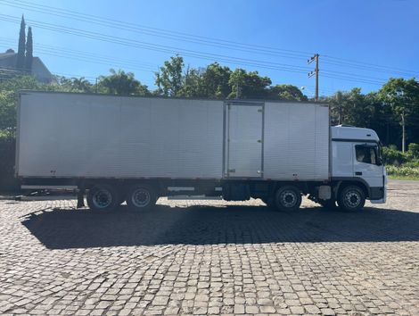MERCEDES-BENZ Atego 3030 8x2 2p (diesel)(E5)