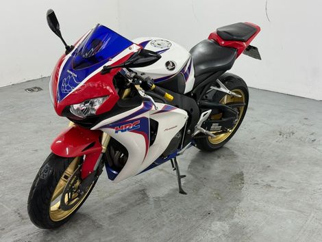 HONDA CBR 1000 RR Fireblade