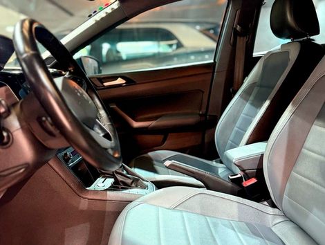 VolksWagen Nivus Highline 1.0 200 TSI Flex Aut.