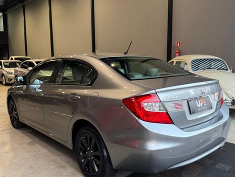 Honda Civic Sedan LXR 2.0 Flexone 16V Aut. 4p