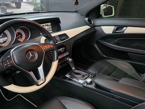 Mercedes C-180 CGI Coupe Sport 1.6 TB 16V Aut.