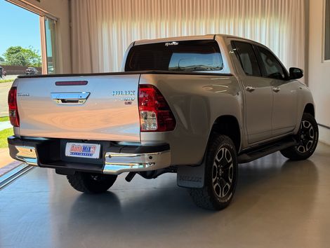 Toyota Hilux CD SRV 4x2 2.7 Flex 16V Aut.