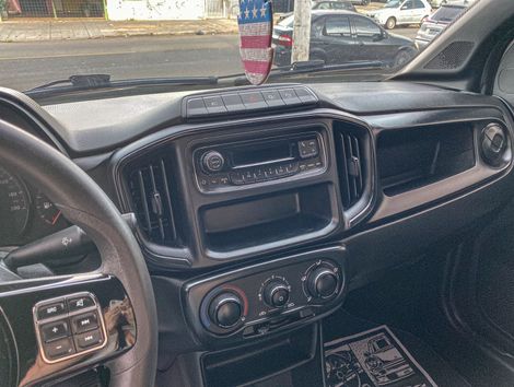 Fiat Strada Freedom 1.3 Flex 8V  CS Plus