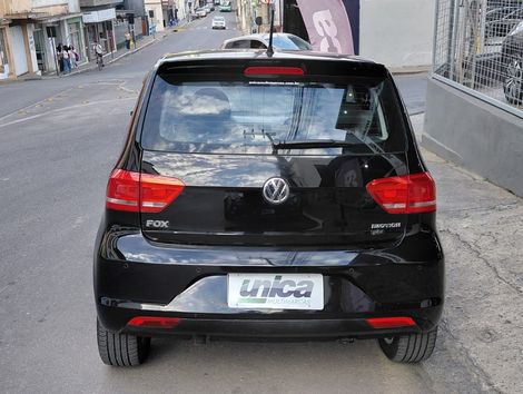 Volkswagen Confortline I Motion 1.6 Flex 8V 5p