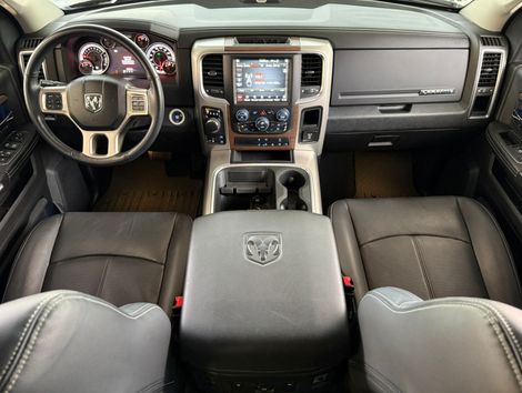 RAM CLASSIC LARAMIE NIGHT ED. 5.7 4X4 Aut.
