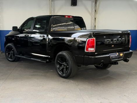 RAM CLASSIC LARAMIE NIGHT ED. 5.7 4X4 Aut.