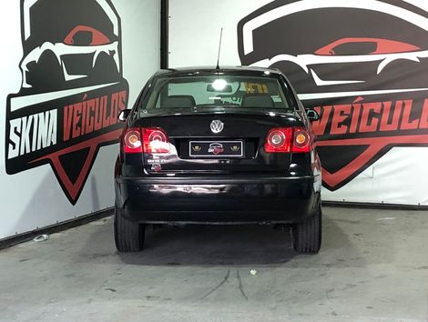 VolksWagen Polo Sedan 1.6 Mi Total Flex 8V 4p
