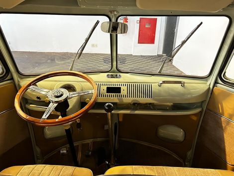 Volkswagen VW KOMBI