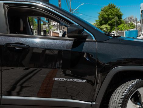 Jeep COMPASS LONGITUDE 2.0 4x2 Flex 16V Aut.