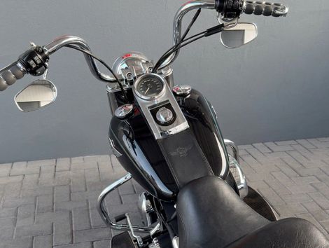 Harley FAT BOY FLSTF